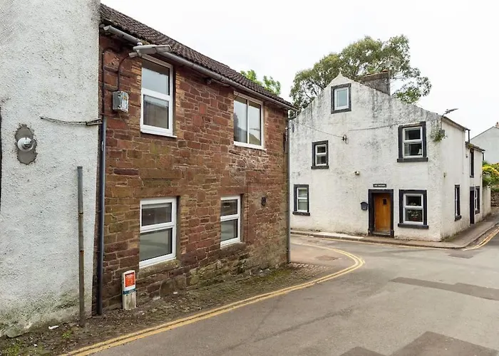 Milo's Place Is A From 아파트